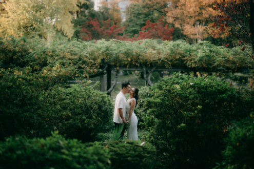 Tokyo pre-wedding, engagement photography in park - Ippei and Janine Photography
