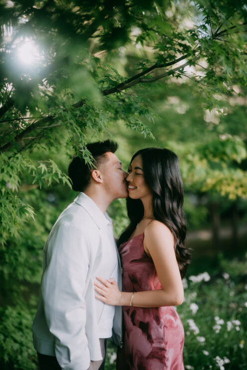 Tokyo pre-wedding photographer - Engagement portrait photography