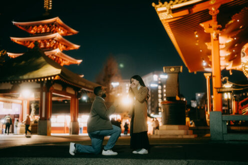 Tokyo surprise proposal photography by Ippei and Janine