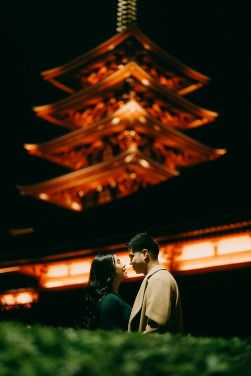 Tokyo engagement portrait photoshoot at night by Ippei and Janine Photography