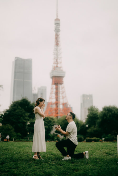 Tokyo Tower surprise proposal photoshoot - Ippei and Janine Photography