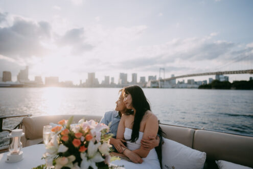 Tokyo proposal engagement photoshoot on boat - Tokyo portrait photography Ippei and Janine