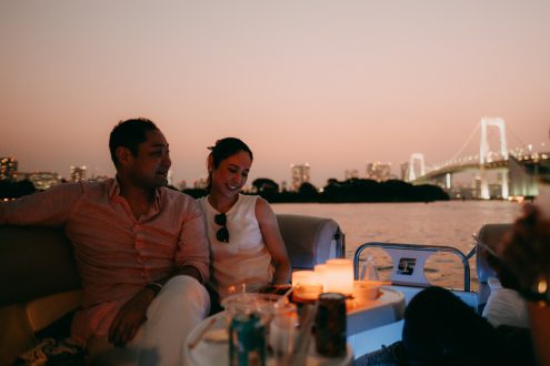 Tokyo private boat cruise photoshoot