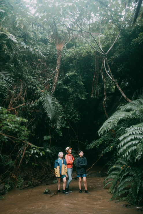 Kids in jungle river of Okinawa, Japan family outdoor lifestyle photography - Ippei and Janine Photography