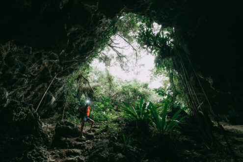 Okinawa cave exploration - Japan outdoor adventure photographer - Ippei and Janine Photography