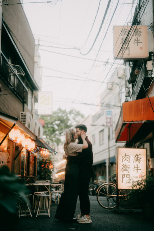 Tokyo surprise proposal photography - Tokyo portrait photographer Ippei and Janine