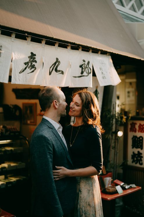 English speaking Tokyo portrait photographer Ippei and Janine - Japan engagement photography