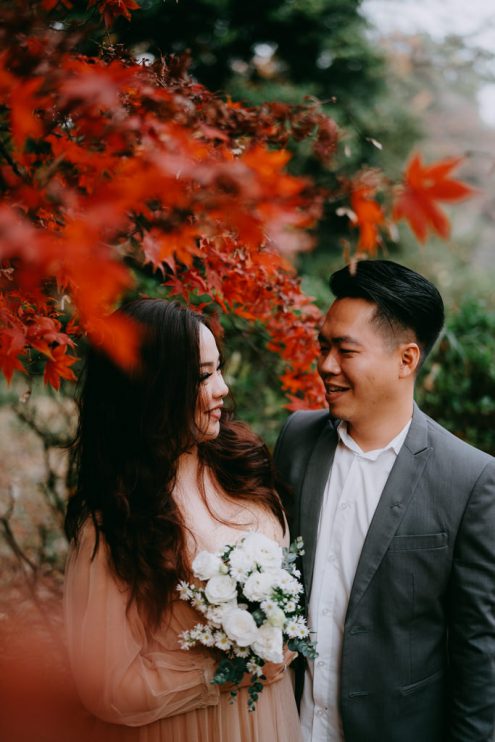 Tokyo pre-wedding photography with autumn leaves - Japan engagement photographer Ippei and Janine