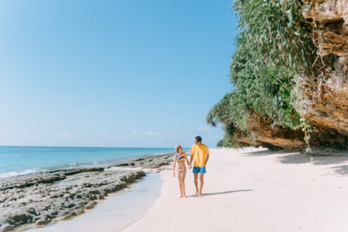 Okinawa, Japan family outdoor lifestyle photography - Ippei and Janine Photography