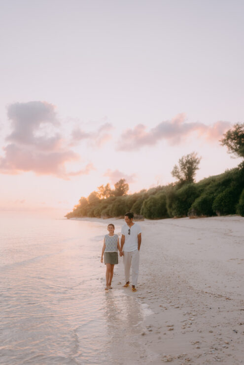 Okinawa, Japan family outdoor lifestyle photography - Ippei and Janine Photography