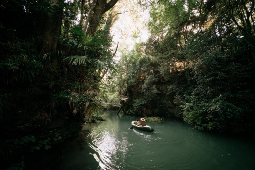Tokyo canoeing day trip in jungle stream of Saitama