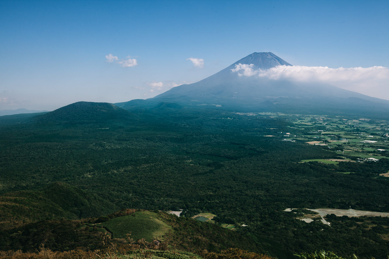 Scenic view of Mt. Fuji on a hiking day trip from Tokyo